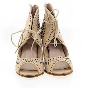 CATHERINE Catherine Malandrino Ankle Boots